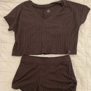 Hollister Lounge Set